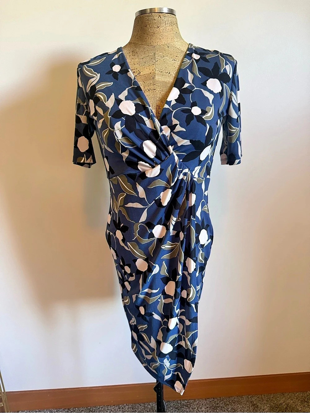 Banana Republic Floral Faux Wrap Midi Dress in Blue & White Size XS